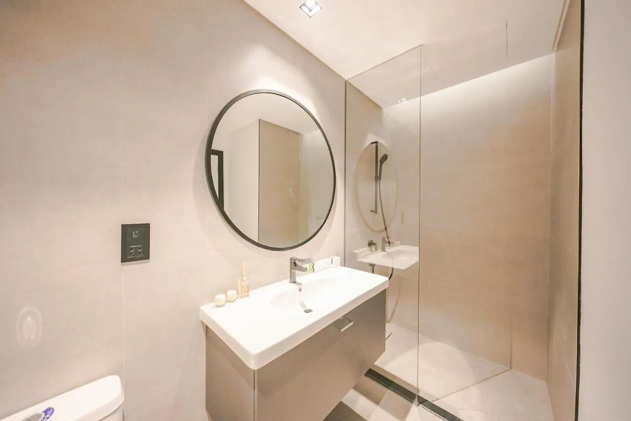 Urban Skyline City Comfort Studio Dubai