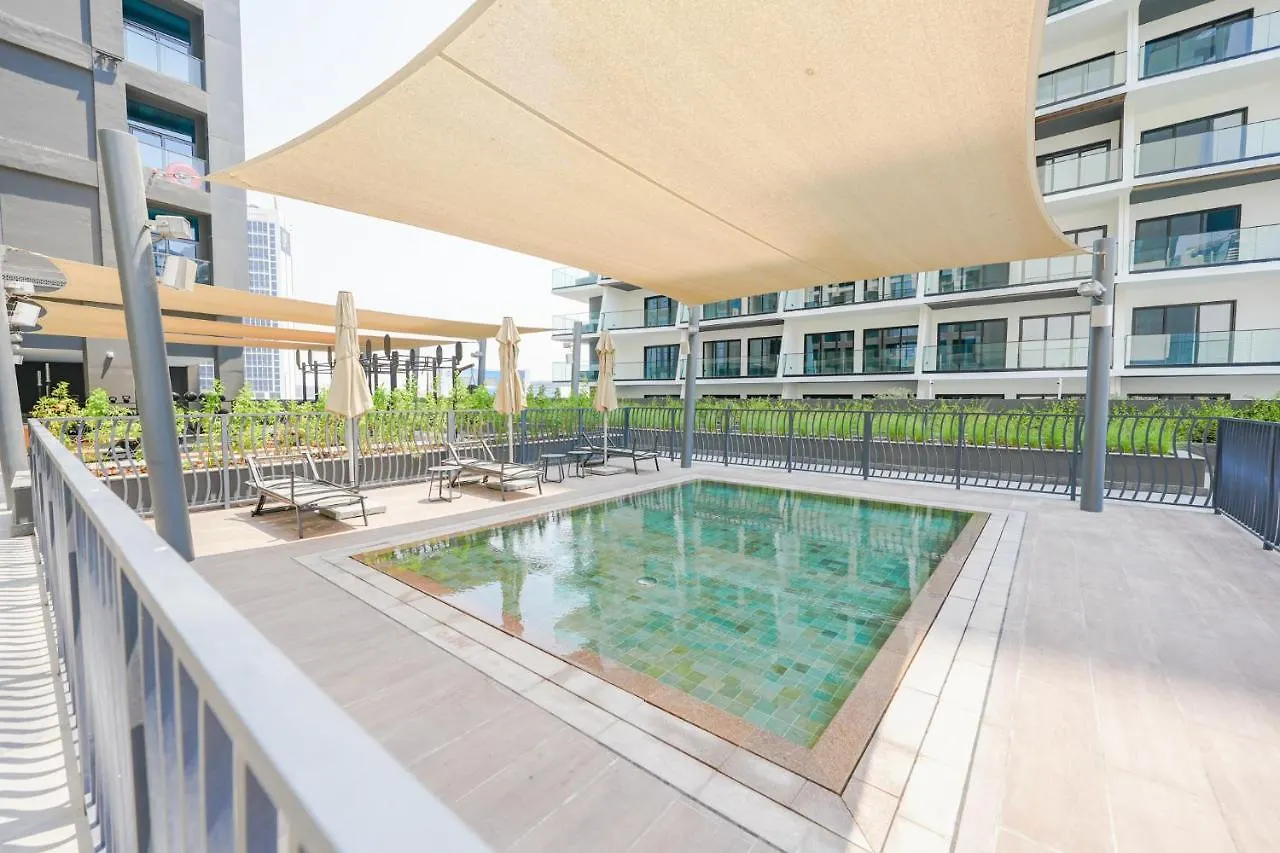 Urban Skyline City Comfort Studio 두바이 0*,  아랍에미리트